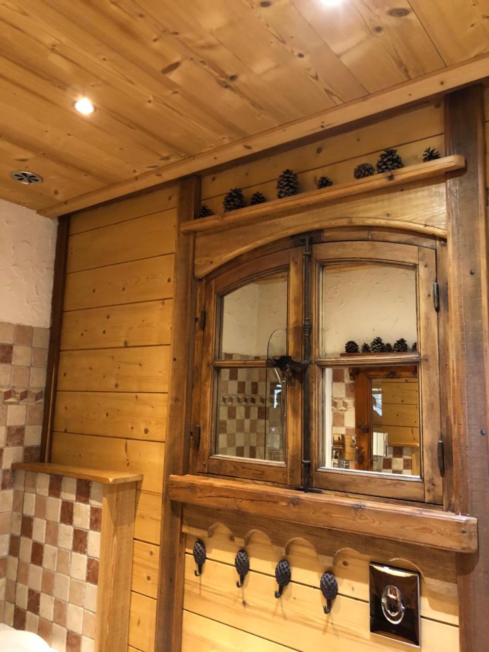 Hotel Restaurant De La Chaussee Briançon Eksteriør billede