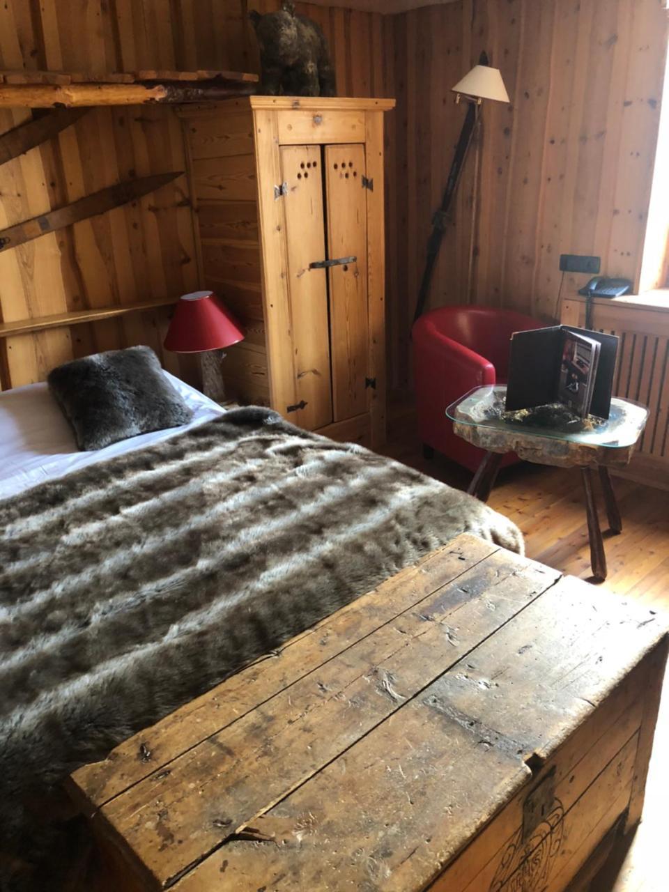 Hotel Restaurant De La Chaussee Briançon Eksteriør billede
